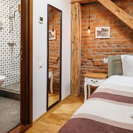 Wood House Republicii Hotell Braşov Eksteriør bilde