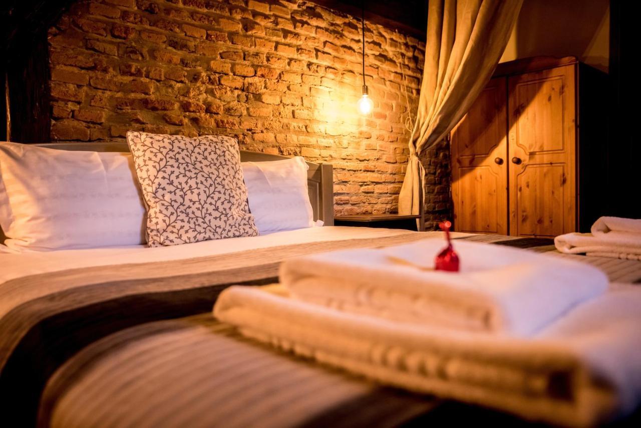 Wood House Republicii Hotell Braşov Eksteriør bilde