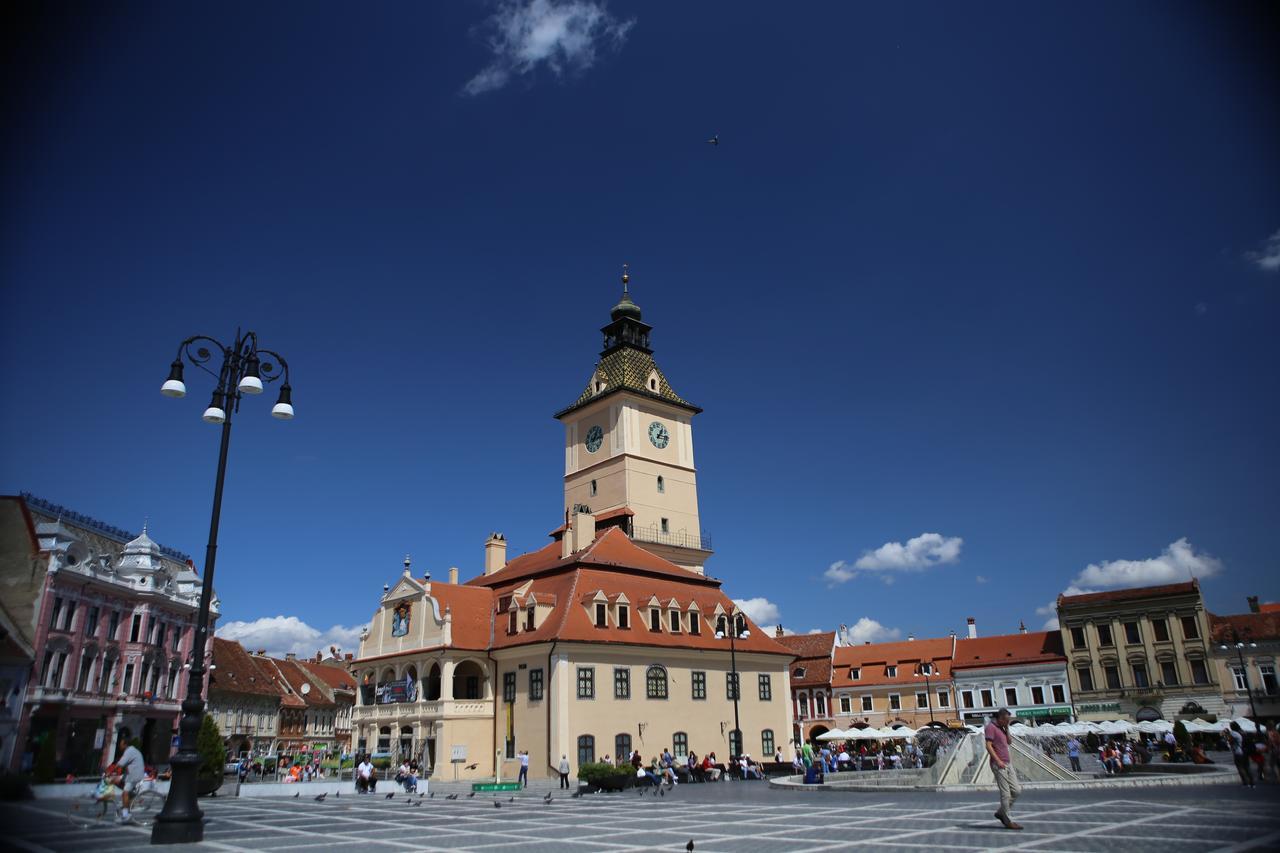 Wood House Republicii Hotell Braşov Eksteriør bilde