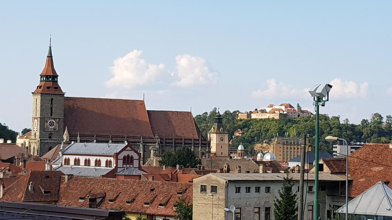 Wood House Republicii Hotell Braşov Eksteriør bilde